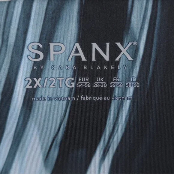 NWT SPANX Booty Boost 7/8 Printed Marble Leggings 50244R Marbled Size 2X